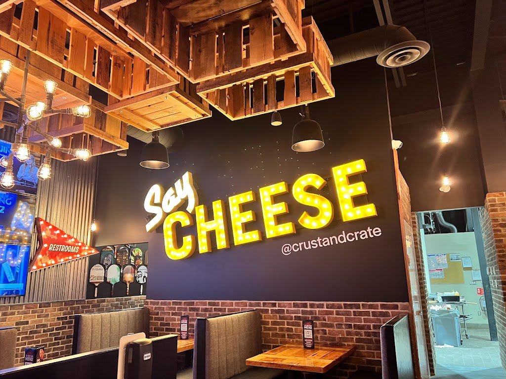 Crust & Crate Fast Fired Pizza Pub | 100 Shuttleworth Dr., Ottawa, ON K1T 0W7, Canada | Phone: (343) 349-9393