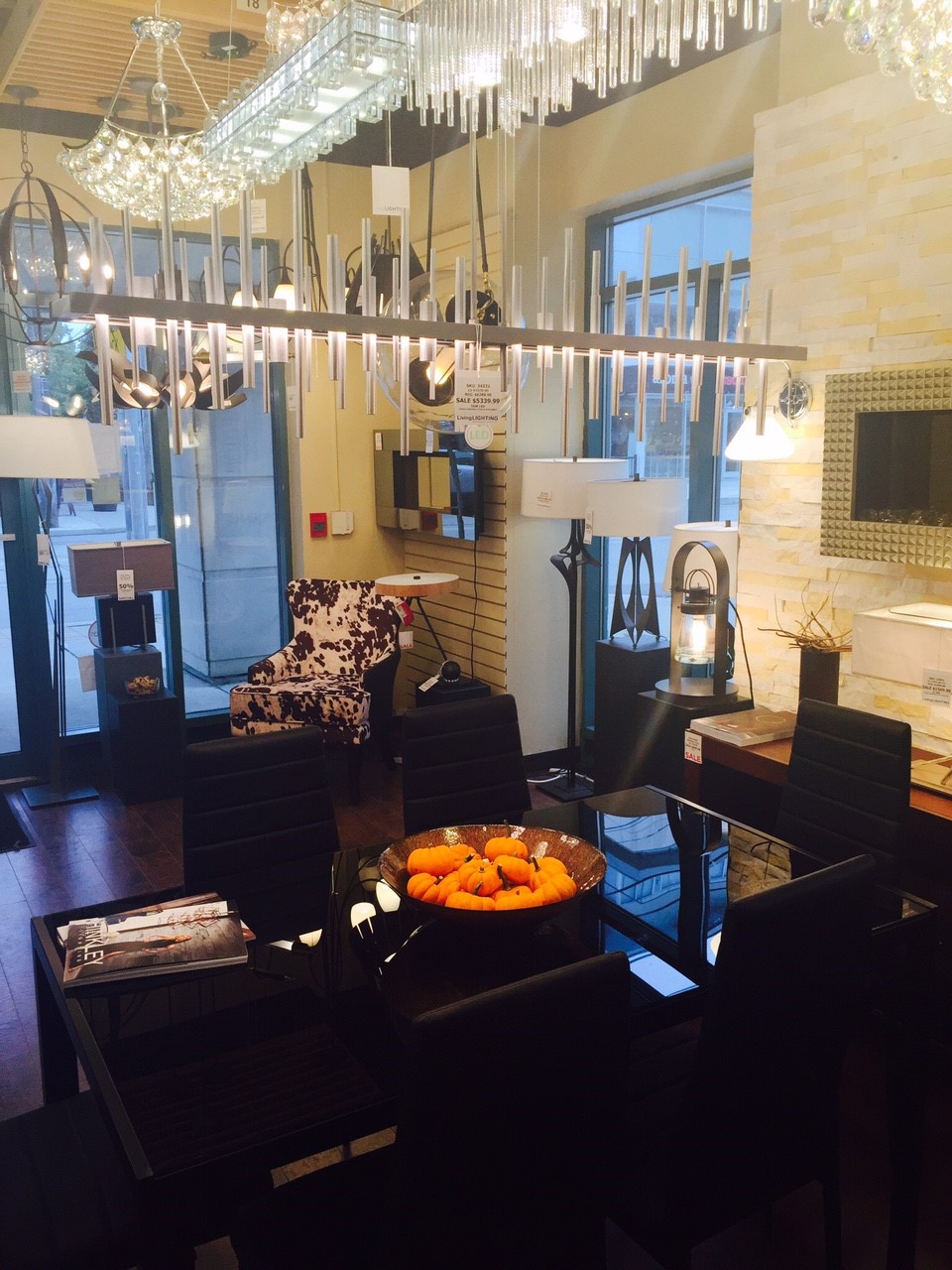 Living Lighting | 1841 Queen St E, Toronto, ON M4L 3Z6, Canada | Phone: (416) 690-2544
