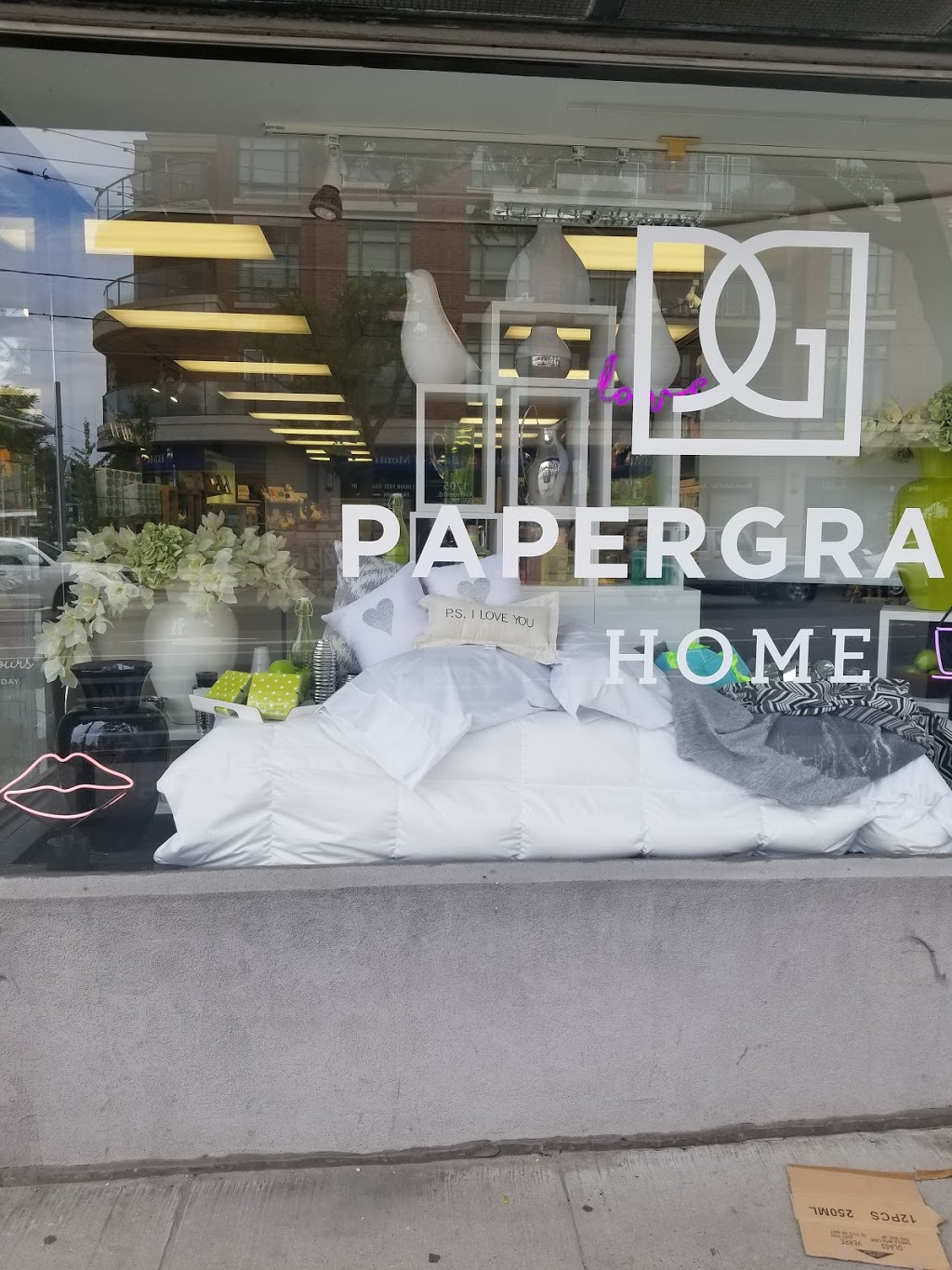 Papergrafix | 1708 Avenue Rd, North York, ON M5M 3Y6, Canada | Phone: (416) 781-6300