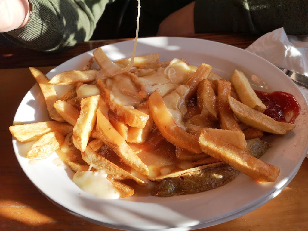 Nanas Hitchn Post Restaurant | 443 BC-8, Lower Nicola, BC V0K 1Y0, Canada | Phone: (250) 378-4579