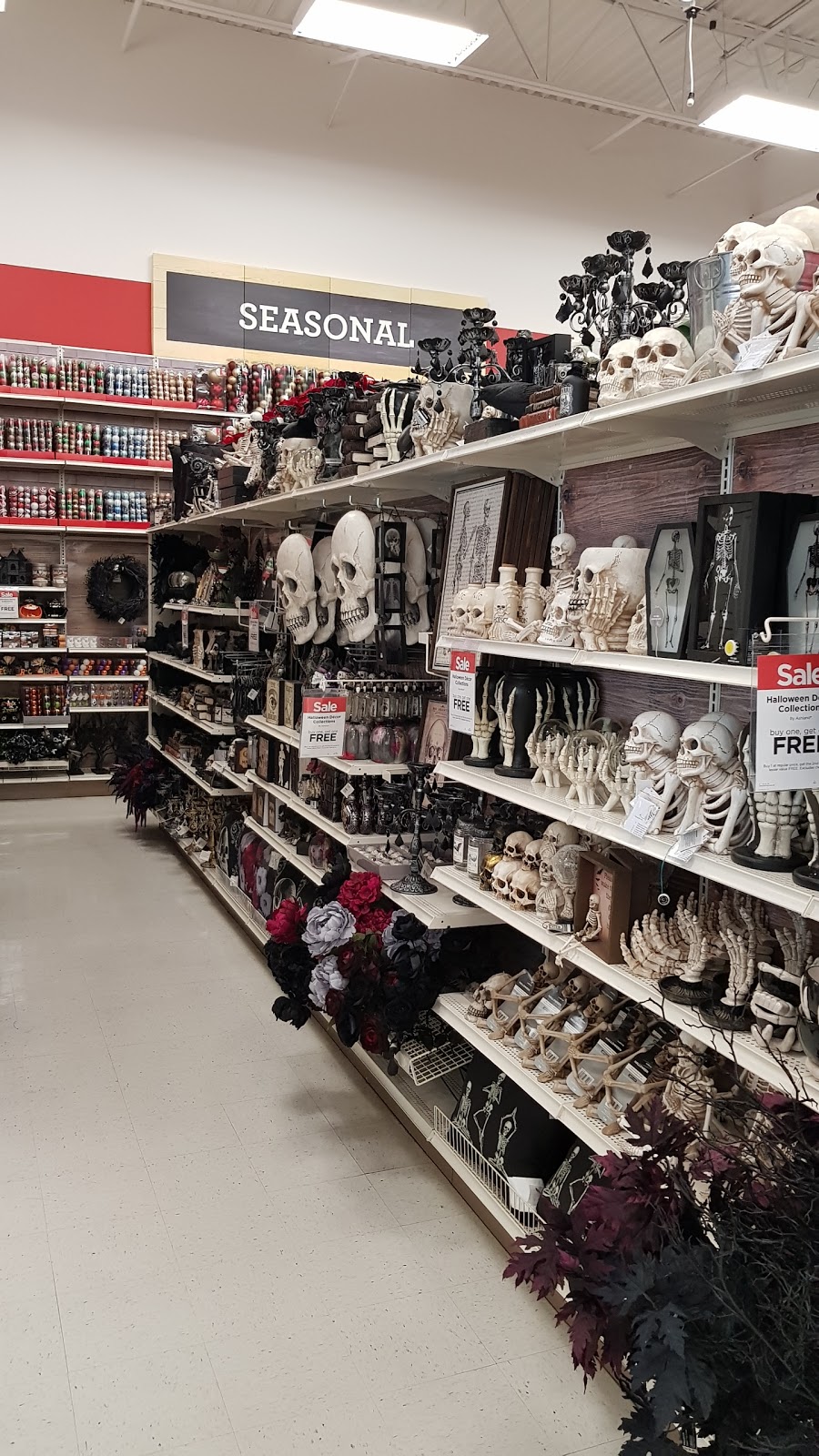 Michaels | 19800 Lougheed Hwy Unit 403, Pitt Meadows, BC V3Y 2W1, Canada | Phone: (604) 465-5176