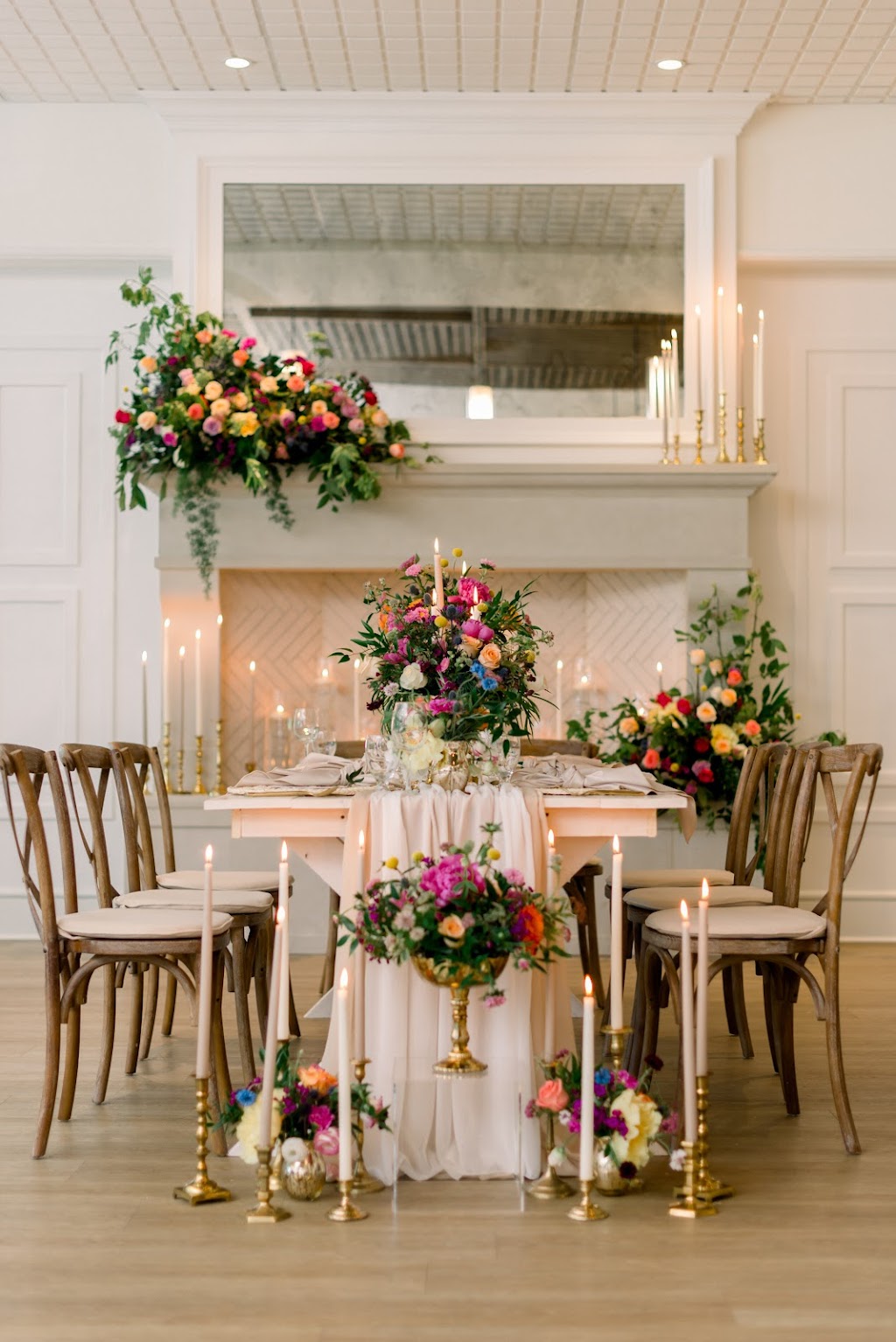 Above & Beyond Event Design and Decor | 769 Queen St E, St. Marys, ON N4X 1G2, Canada | Phone: (519) 284-3704