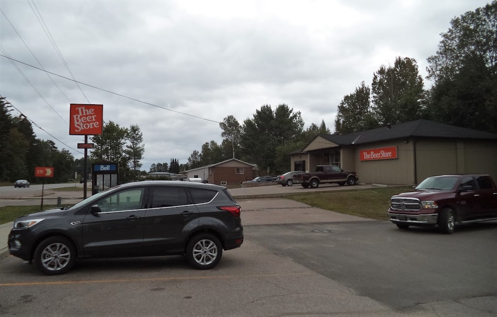 Beer Store 4652 | 33225 ON-17, Deep River, ON K0J 1P0, Canada | Phone: (613) 584-3652