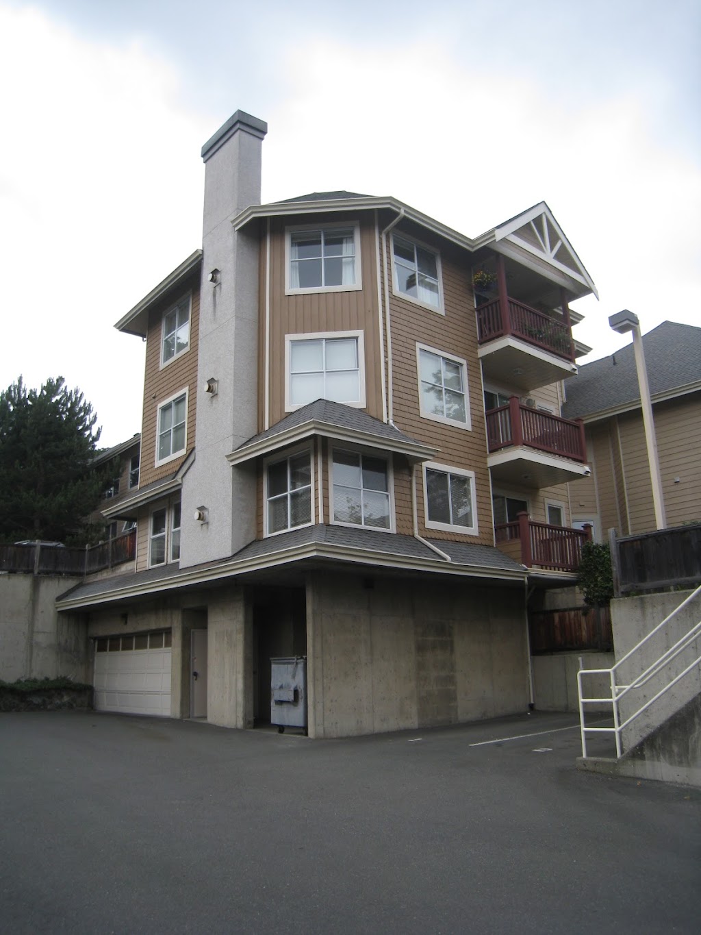 Top Coat Painting | 1822 Serenity Pl, Victoria, BC V8N 6K2, Canada | Phone: (250) 385-0478