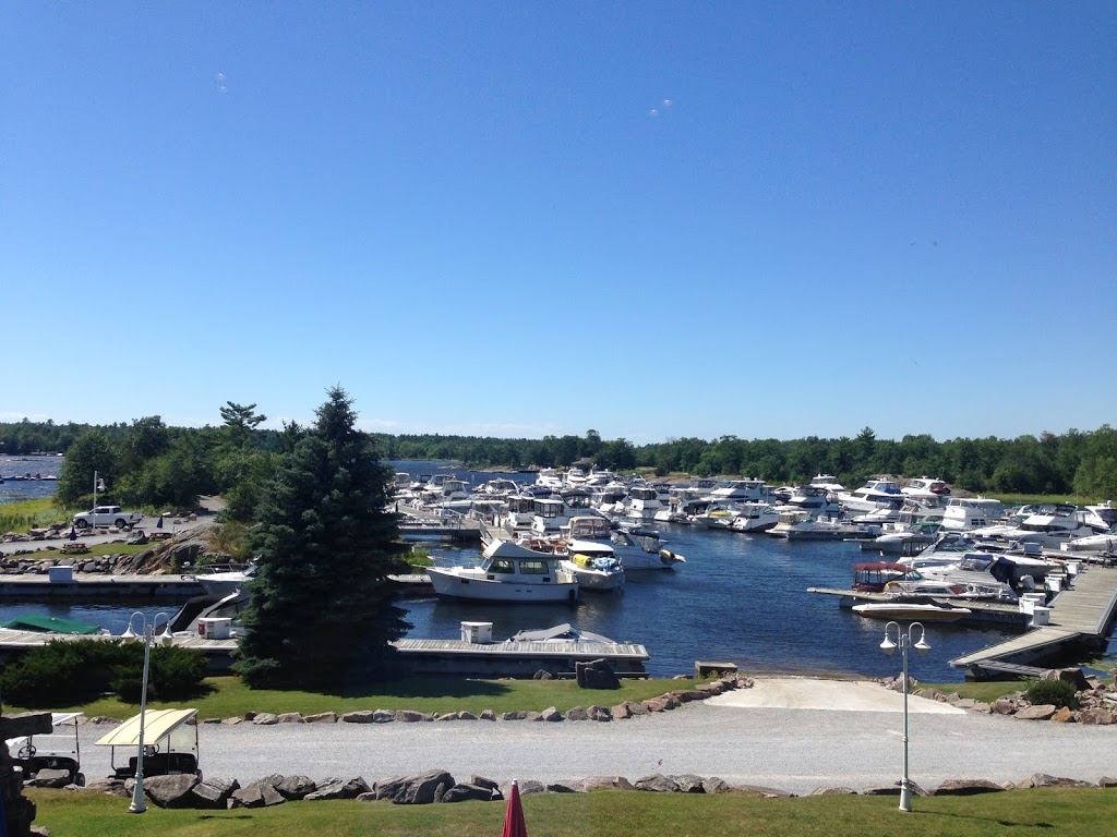 South Bay Cove Yacht Haven | 375 S Bay Rd, Port Severn, ON L0K 1S0, Canada | Phone: (705) 756-3333