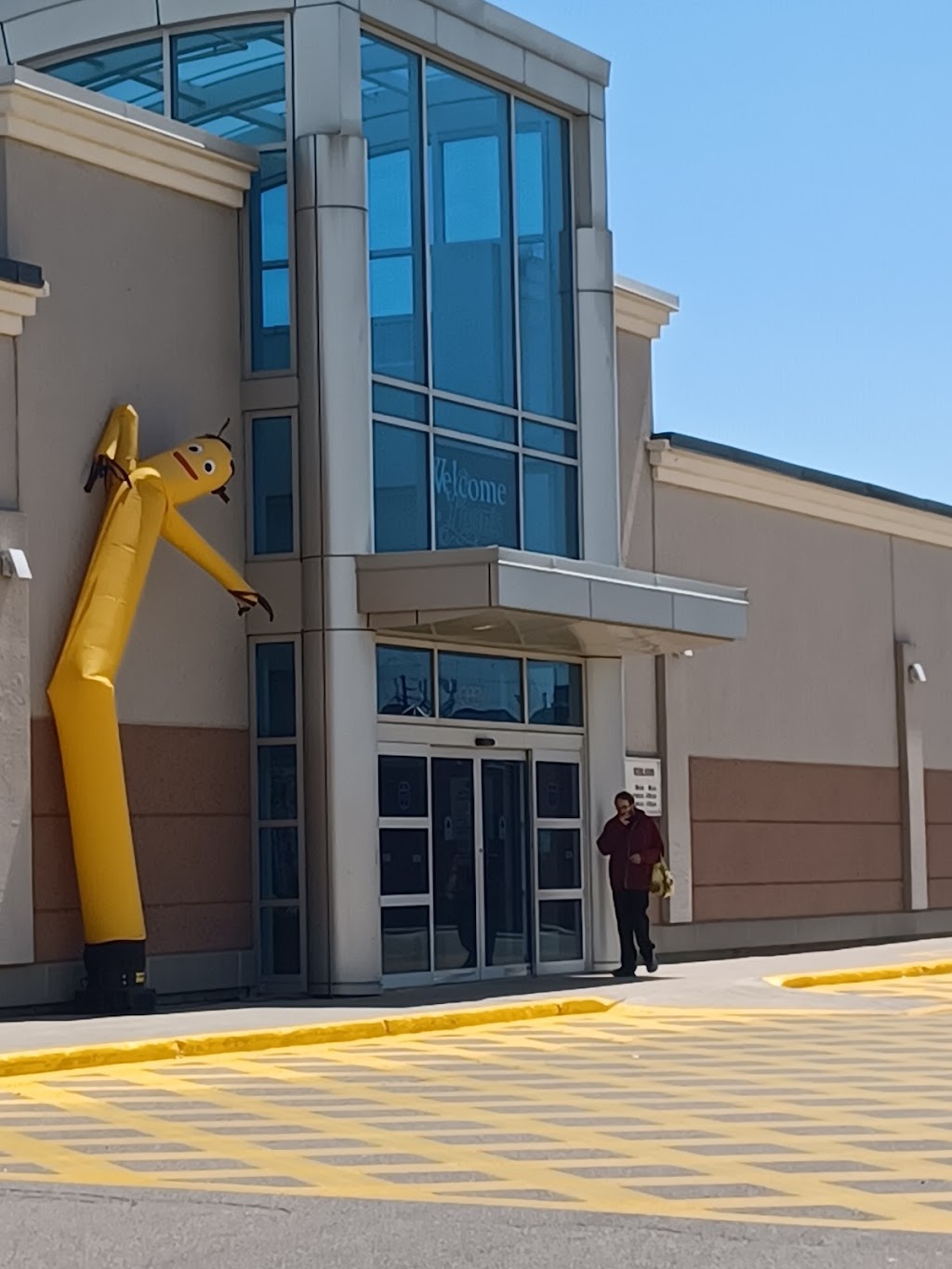 Silvercreek Plaza | 120 Silvercreek Pkwy N, Guelph, ON N1H 7P7, Canada | Phone: (416) 861-8800