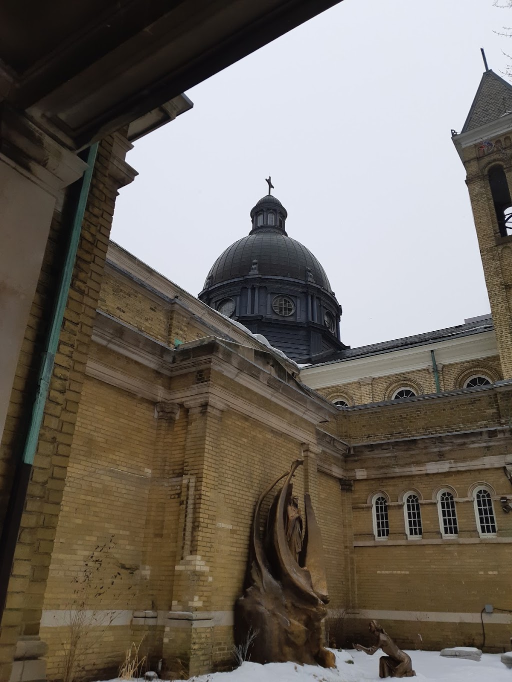 Our Lady of Lourdes | 520 Sherbourne St, Toronto, ON M4X 1K8, Canada | Phone: (416) 924-6257