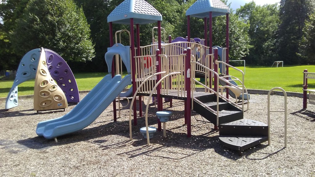University Heights Park | 290 Trott Dr, London, ON N6G 1B5, Canada