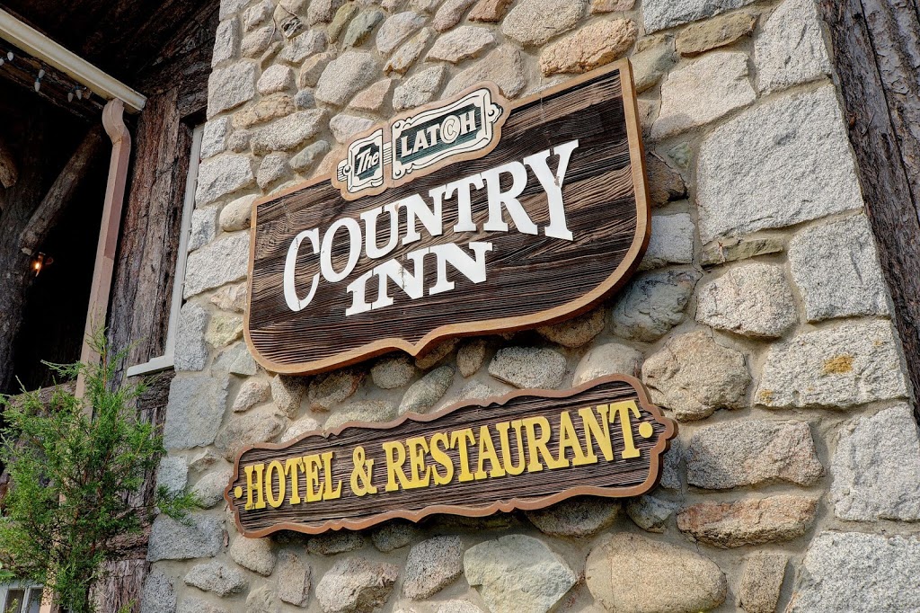 The Latch Inn and Restaurant | 2328 Harbour Rd, Sidney, BC V8L 2P8, Canada | Phone: (250) 656-4015