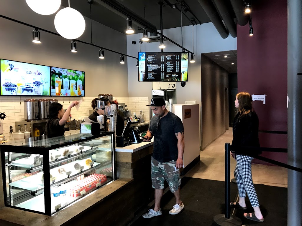 Panda Tea | 1041 McPhillips St, Winnipeg, MB R2X 2K6, Canada | Phone: (204) 505-6989