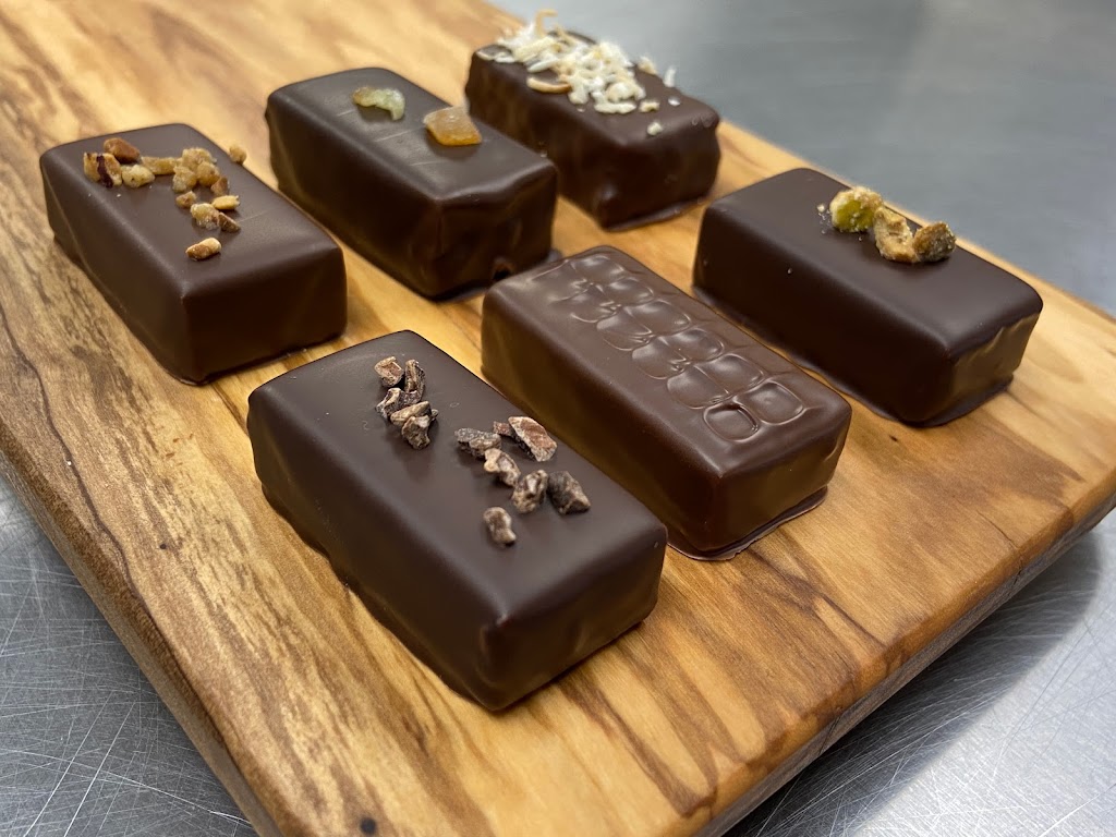 Chocolate & Company | 14834 Yonge St, Aurora, ON L4G 1N2, Canada | Phone: (905) 503-0285