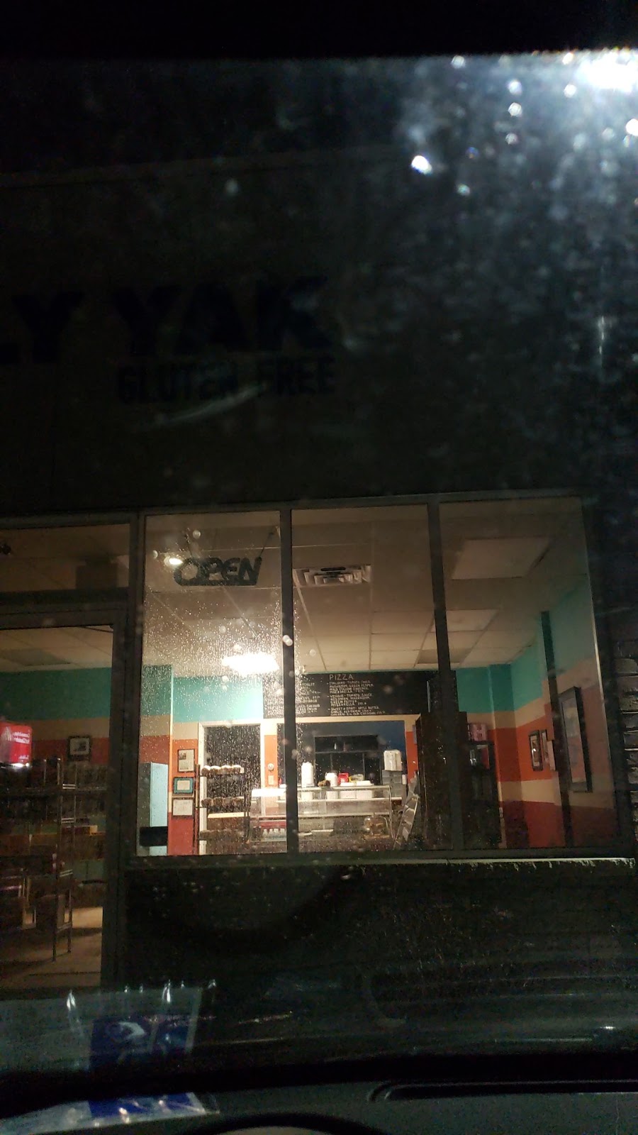The Silly Yak | bakery | 1365 Midland Ave, Kingston, ON K7P 2W5, Canada | 6135832014 OR +1 613-583-2014