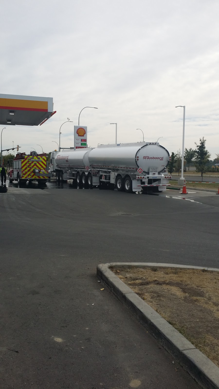 Shell | 1135 N Railway St, Okotoks, AB T1S 2C1, Canada | Phone: (403) 938-9425