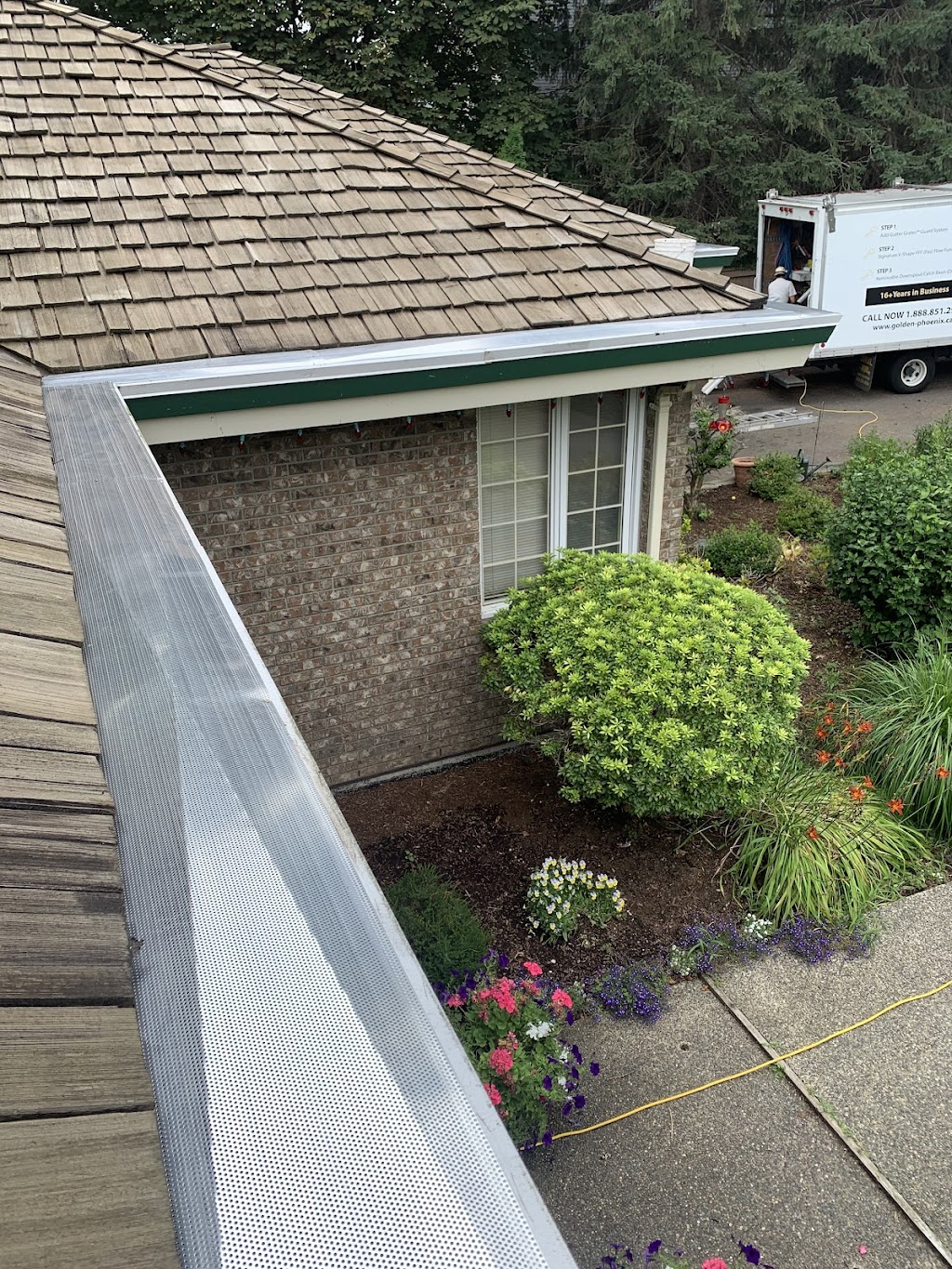 Golden Phoenix Gutter | 12496 Davenport Dr, Maple Ridge, BC V2X 8X2, Canada | Phone: (778) 957-9806