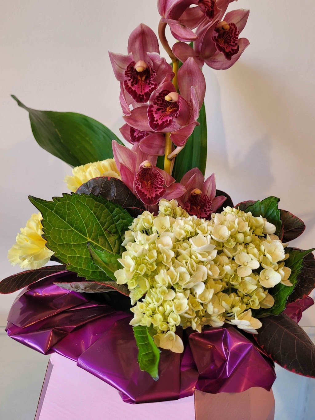 Raw Flowers | 43 Lorilee Crescent, Kitchener, ON N2N 2J2, Canada | Phone: (250) 214-4778