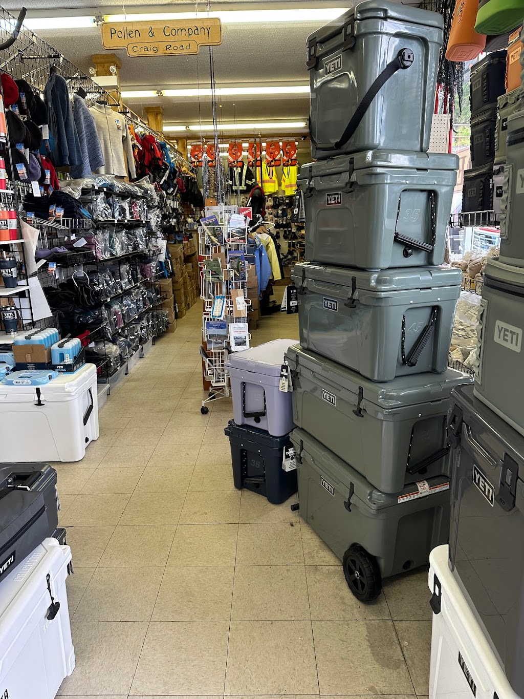 Marine Traders | 4446 Willingdon Ave, Powell River, BC V8A 2M6, Canada | Phone: (604) 485-4624