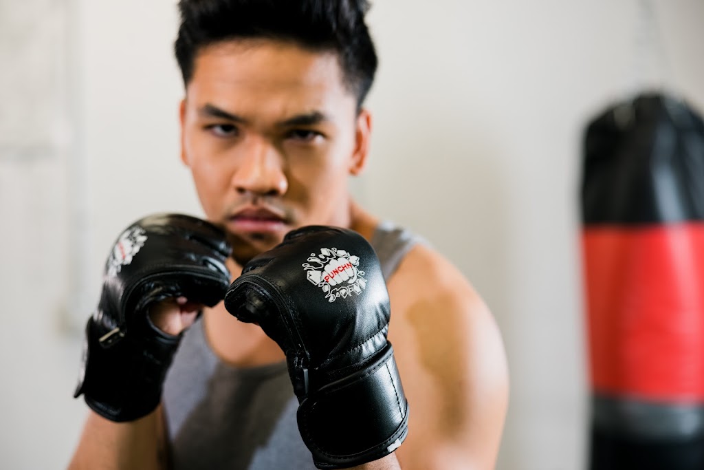 366 Degree Fitness | 36 Howard Park Ave R1, Toronto, ON M6R 0A5, Canada | Phone: (647) 351-4366