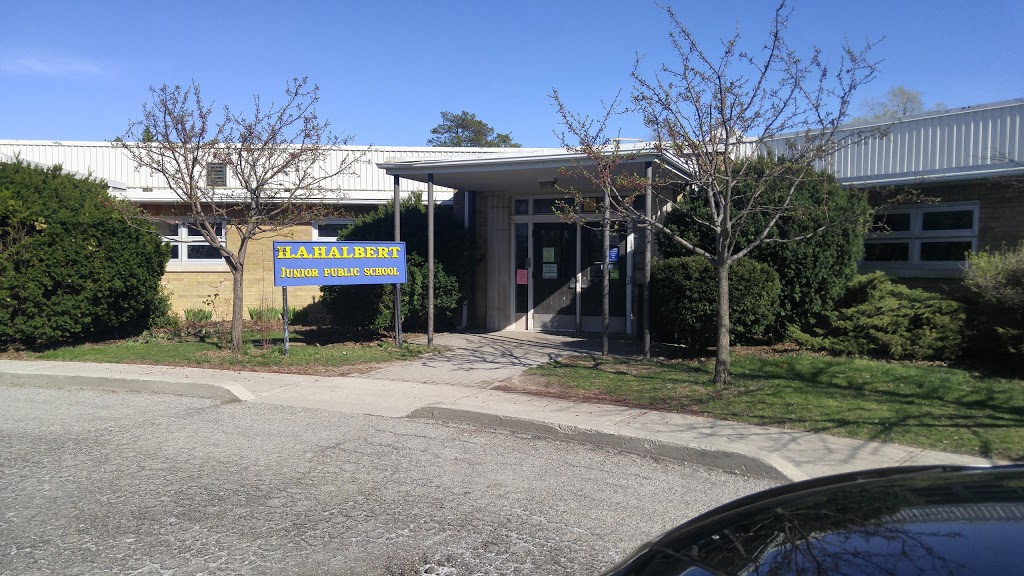 Halbert Park | 24 Rockwood Dr, Scarborough, ON M1M 3N1, Canada | Phone: (416) 396-4125