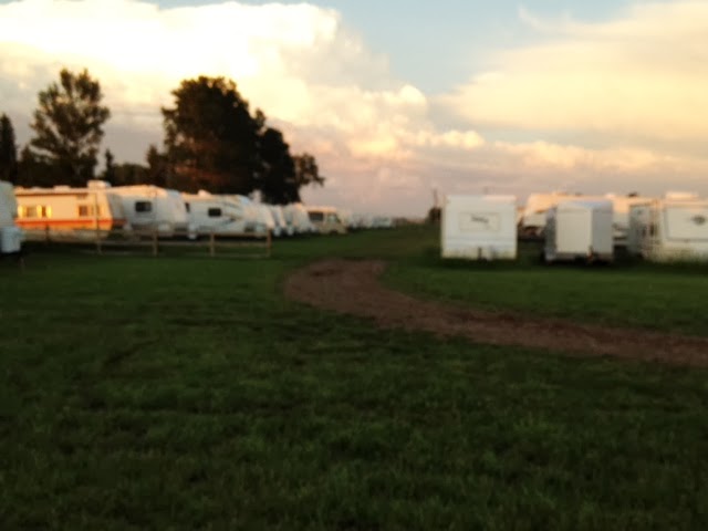 Sunnyside RV Storage | #1, 90066, Range Rd 212, Lethbridge County, AB T1J 5P8, Canada | Phone: (403) 382-1639