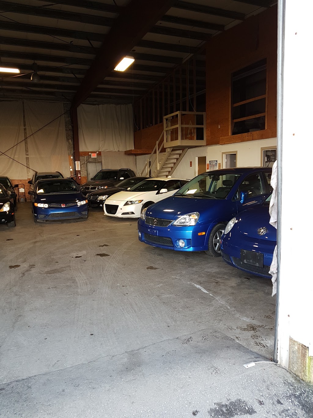 TALA AUTO SELECT | 18 Duncan St, New Westminster, BC V3M 5G3, Canada | Phone: (604) 357-3081