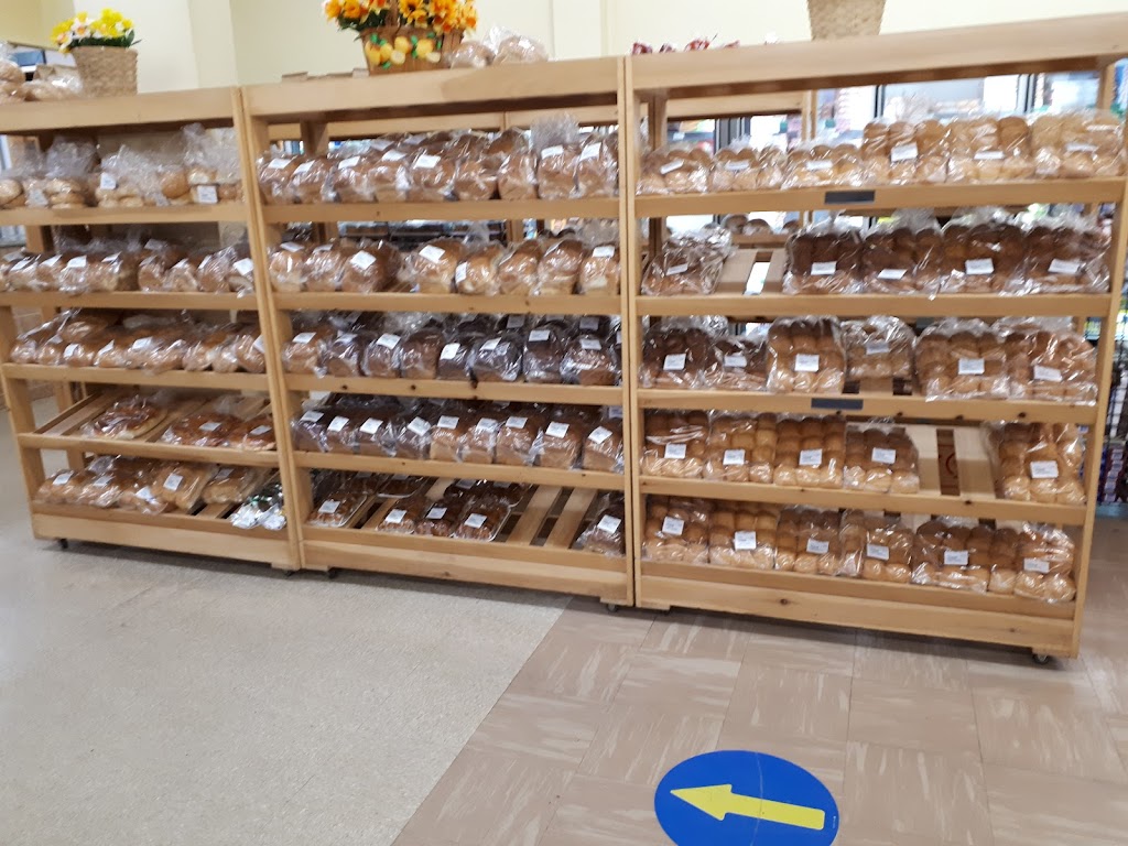 Graves Fresh Mart | 49 Queen St, Bridgetown, NS B0S 1C0, Canada | Phone: (902) 665-4777