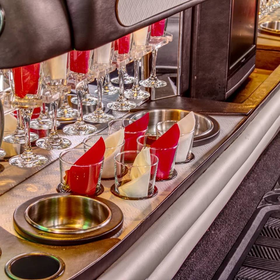 A Limo & Sedan Service | 5406 Prairie Ridge Ave, Blackfalds, AB T0M 0J0, Canada | Phone: (403) 357-9398
