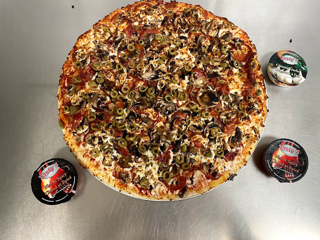 Pizza Fella’z | 8565 ON-27 Unit 8, Woodbridge, ON L4L 1A7, Canada | Phone: (905) 851-7001