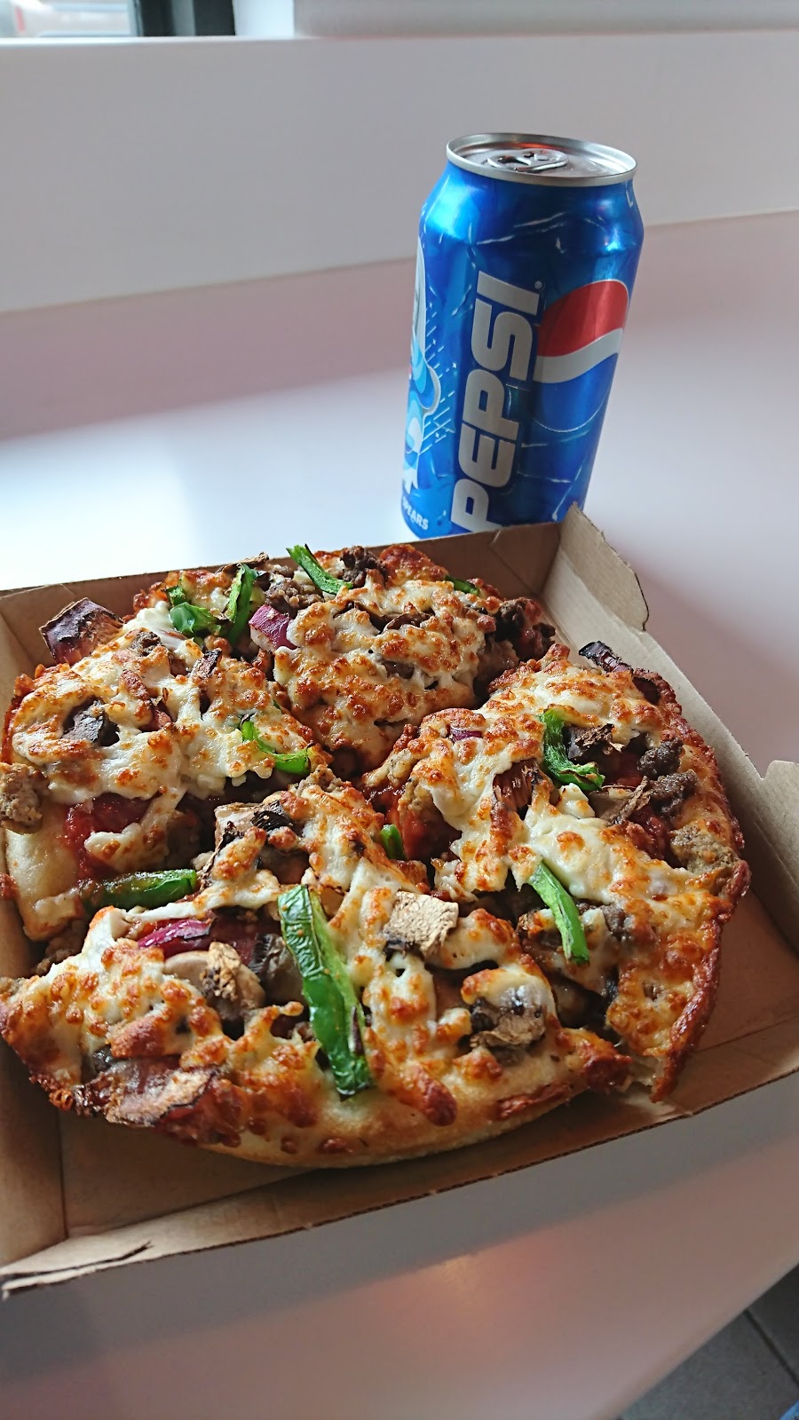 Pizza Hut | 392 John St, Thornhill, ON L3T 5W6, Canada | Phone: (905) 886-4444