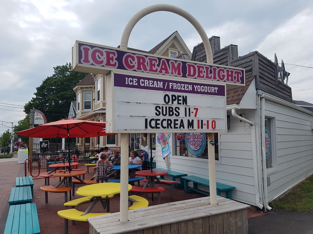 Ice Cream & Sub Delight | 320 Main St, Shediac, NB E4P 2E3, Canada | Phone: (506) 532-6769