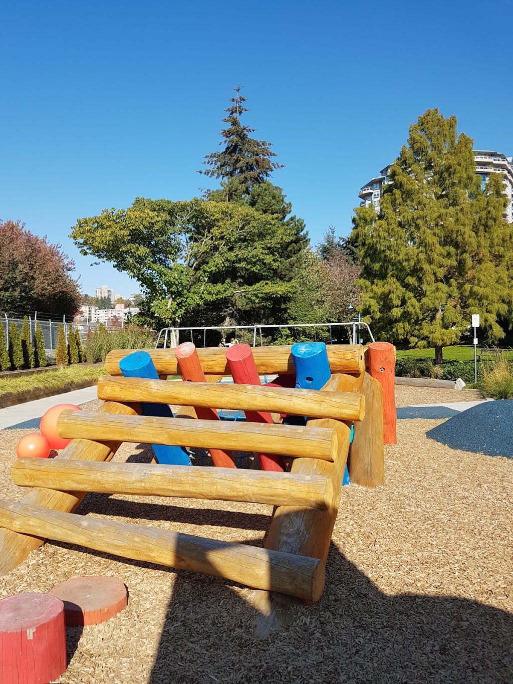 Quayside Park | 1260 Quayside Dr, New Westminster, BC V3M 7B1, Canada