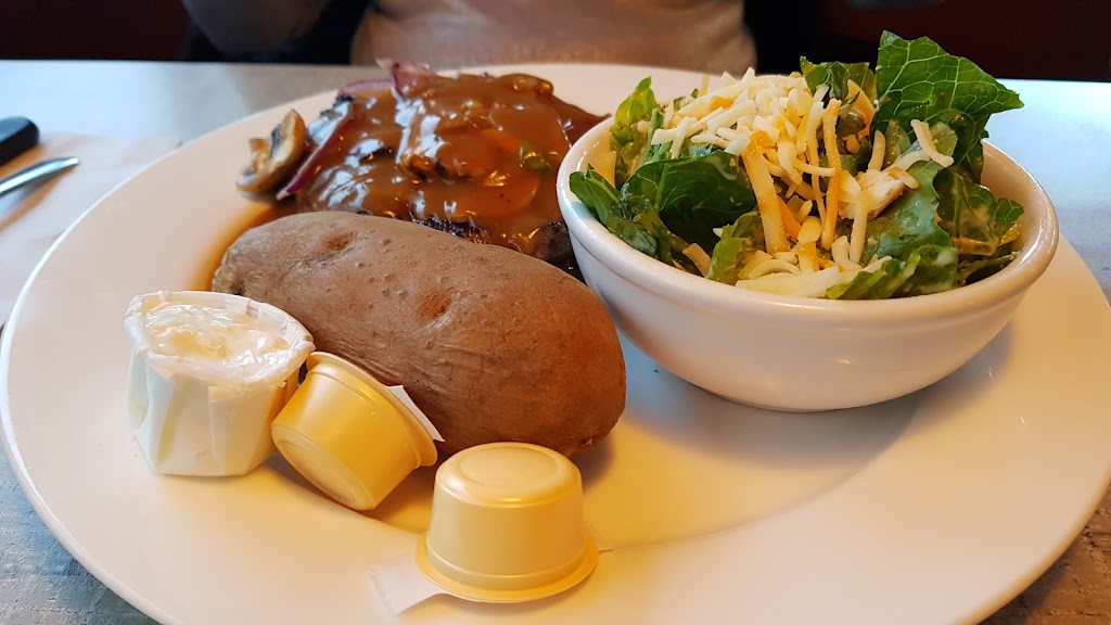 Lake Louise Village Grill & Bar | Lake Louise Dr, Lake Louise, AB T0L 1E0, Canada | Phone: (403) 522-3879