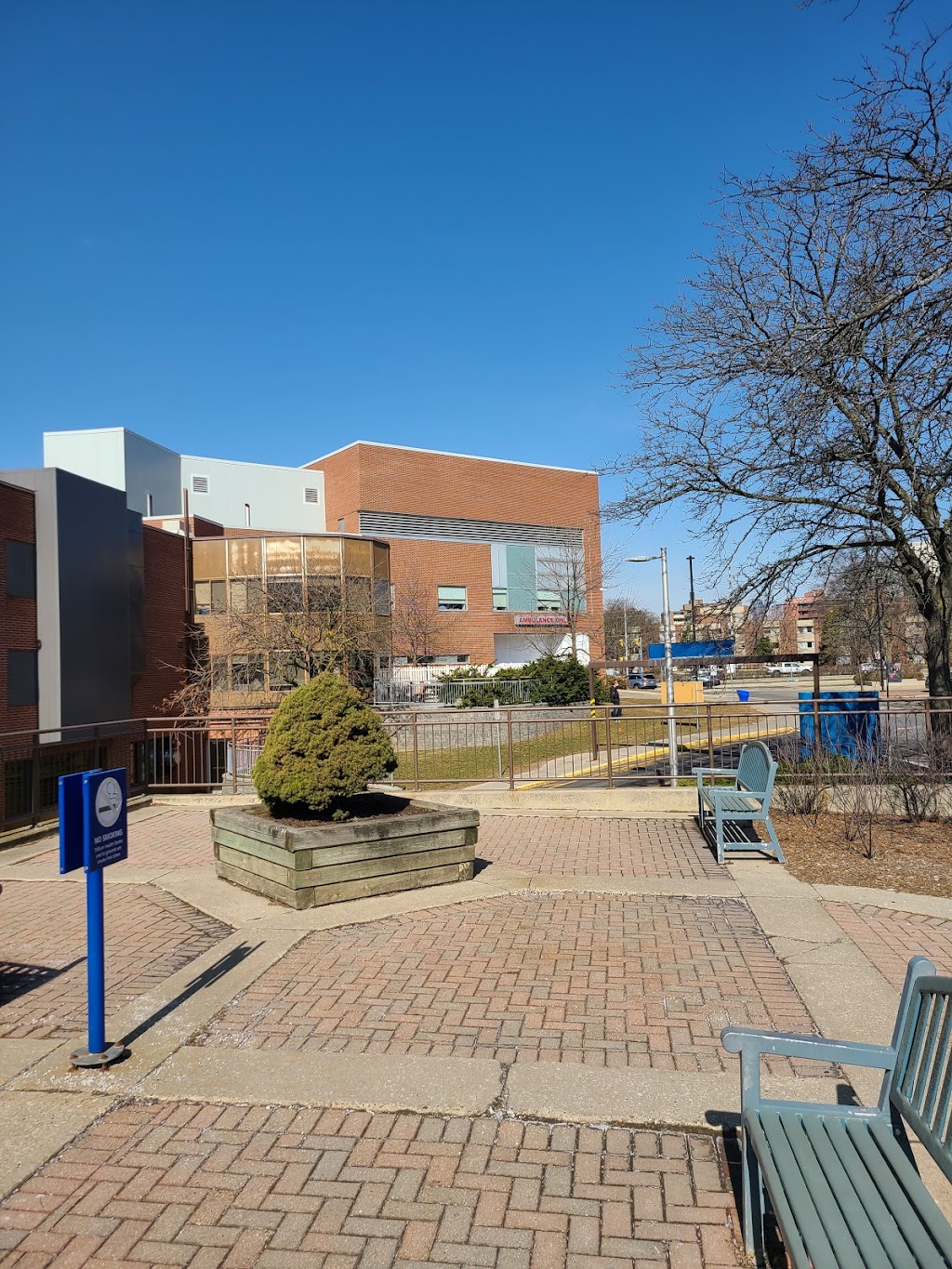 Trillium Health Partners-Mississauga Hospital Emergency room | 100 Queensway W, Mississauga, ON L5B 1B8, Canada | Phone: (905) 848-7100
