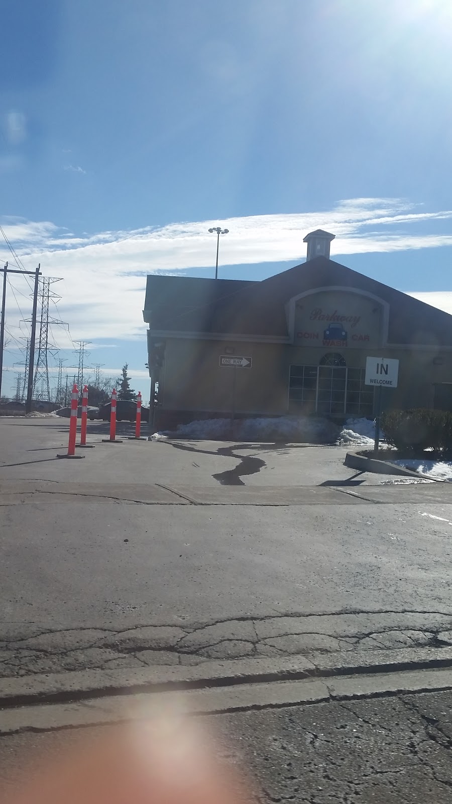 Pickering Parkway Coin Car Wash | 1555 Pickering Pkwy, Pickering, ON L1V 6W8, Canada | Phone: (905) 831-4014