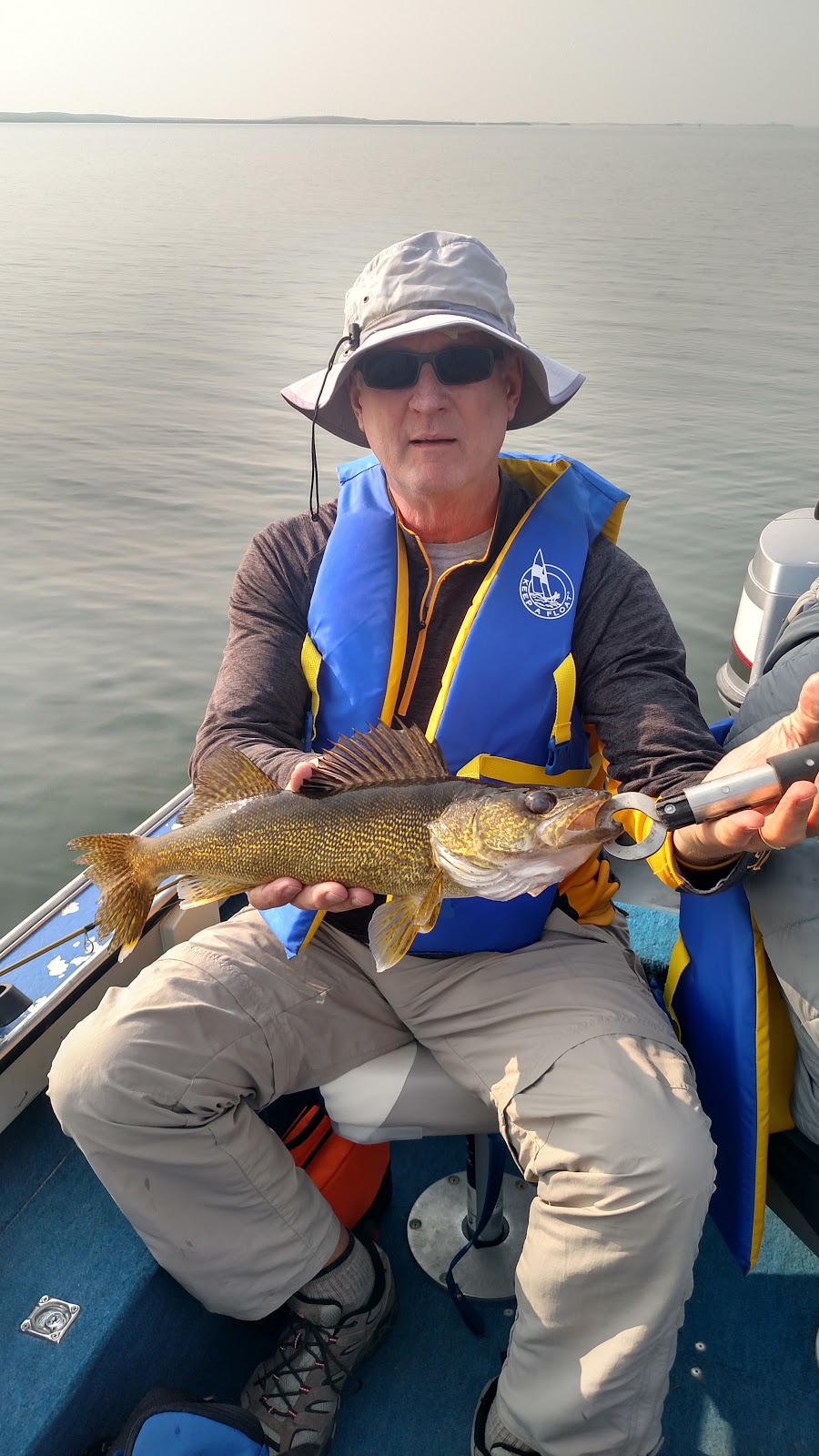 Alberta Fishing Charters | Heritage Dr SE Box 78032, Calgary, AB T2H 2Y1, Canada | Phone: (877) 202-5618