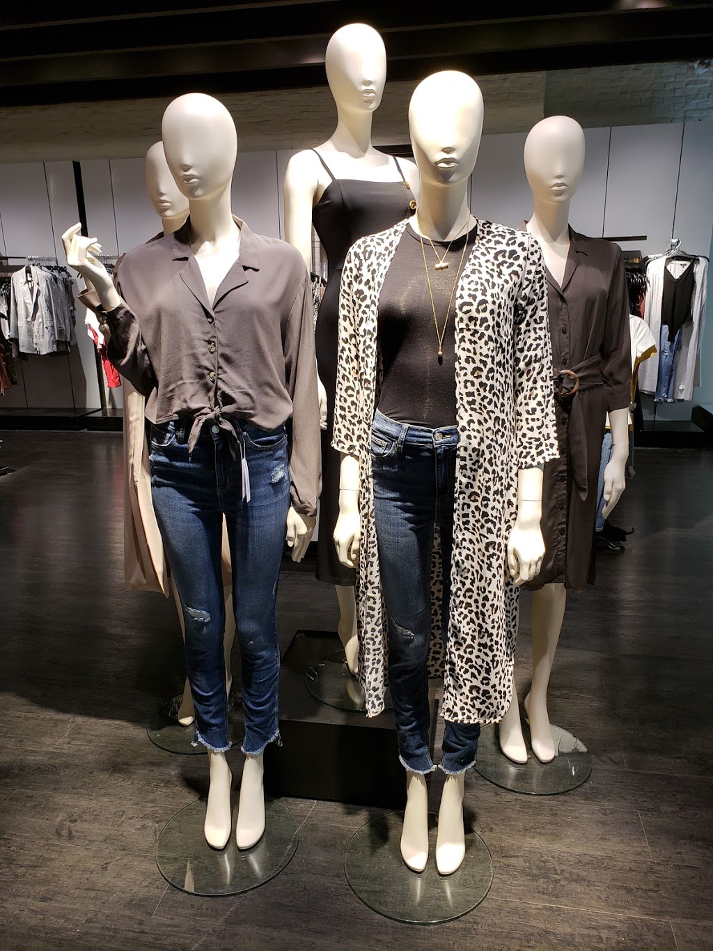 Dynamite | 25 Peel Centre Dr, Brampton, ON L6T 3R5, Canada | Phone: (905) 789-8044