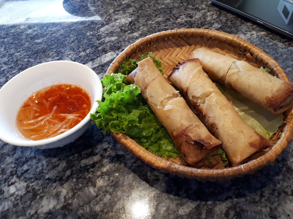 White Lotus Cafe | 5901 Broadway, Burnaby, BC V5B 2Y1, Canada | Phone: (604) 428-7522