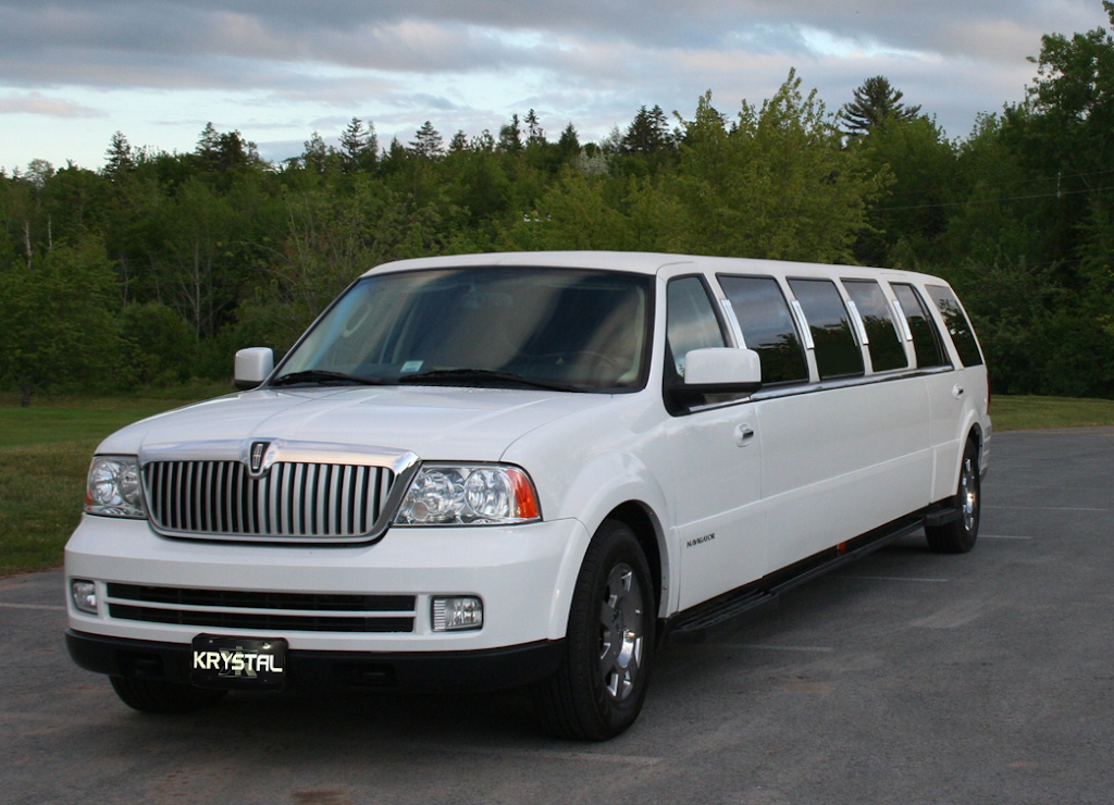 Moonlight Limousine | 800 Ormond Dr, Oshawa, ON L1K 3B6, Canada | Phone: (905) 665-5052
