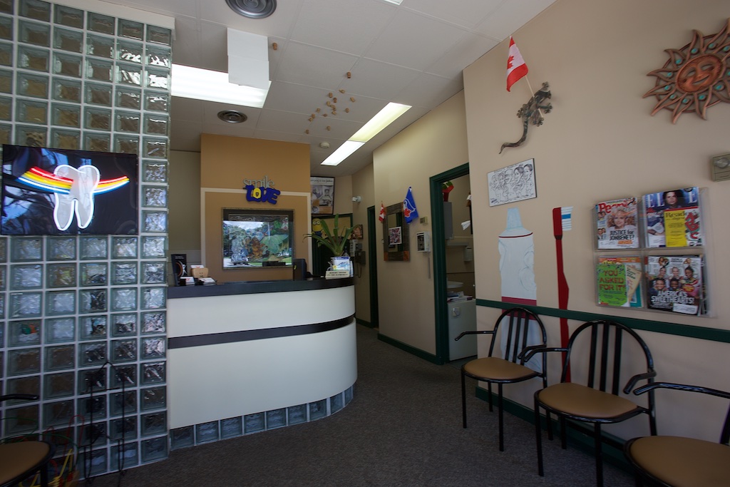 Centenary Plaza Dental Office | 2862 Ellesmere Rd, Scarborough, ON M1E 4B8, Canada | Phone: (416) 284-9994