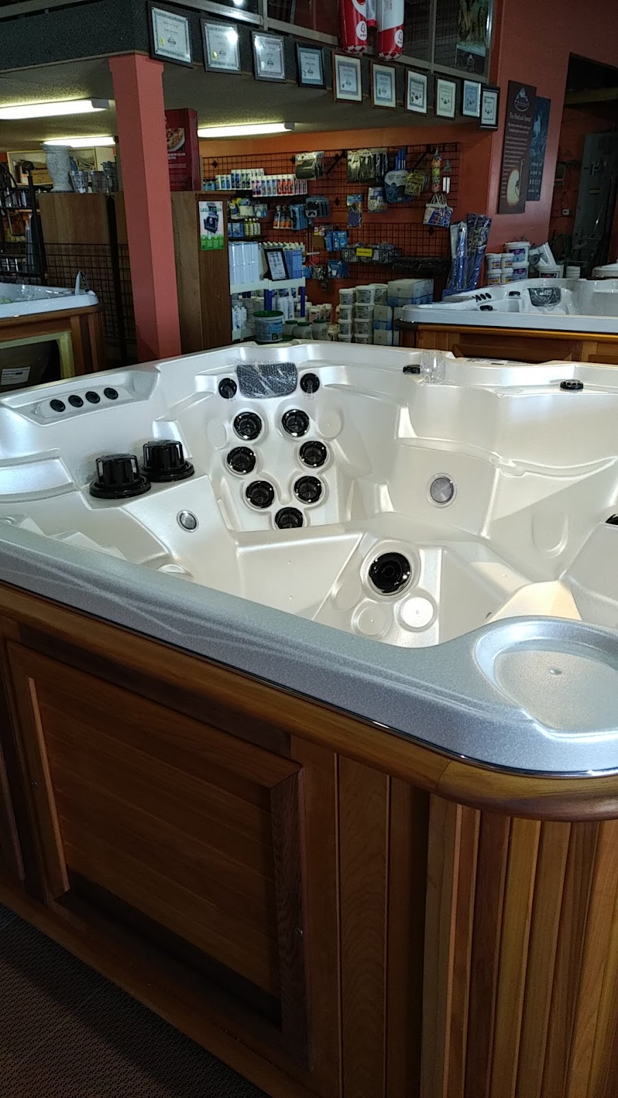 Arctic Spas Manitoba | 53B Perimeter Trunk Highway 3 E, Oak Bluff, MB R4G 0B2, Canada | Phone: (204) 927-7727