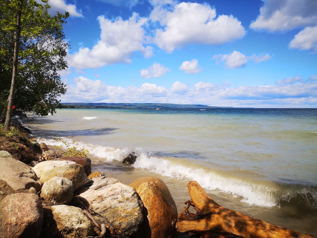 Meaford Memorial Park | 179 Grant Av, Meaford, ON N4L 1A8, Canada | Phone: (519) 538-2530