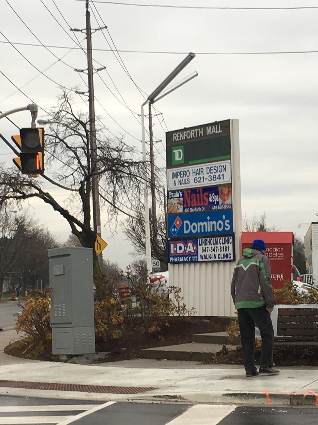 Renforth Smoke & Gift Shop 460 Renforth Dr, Etobicoke, ON M9C 2N2, Canada