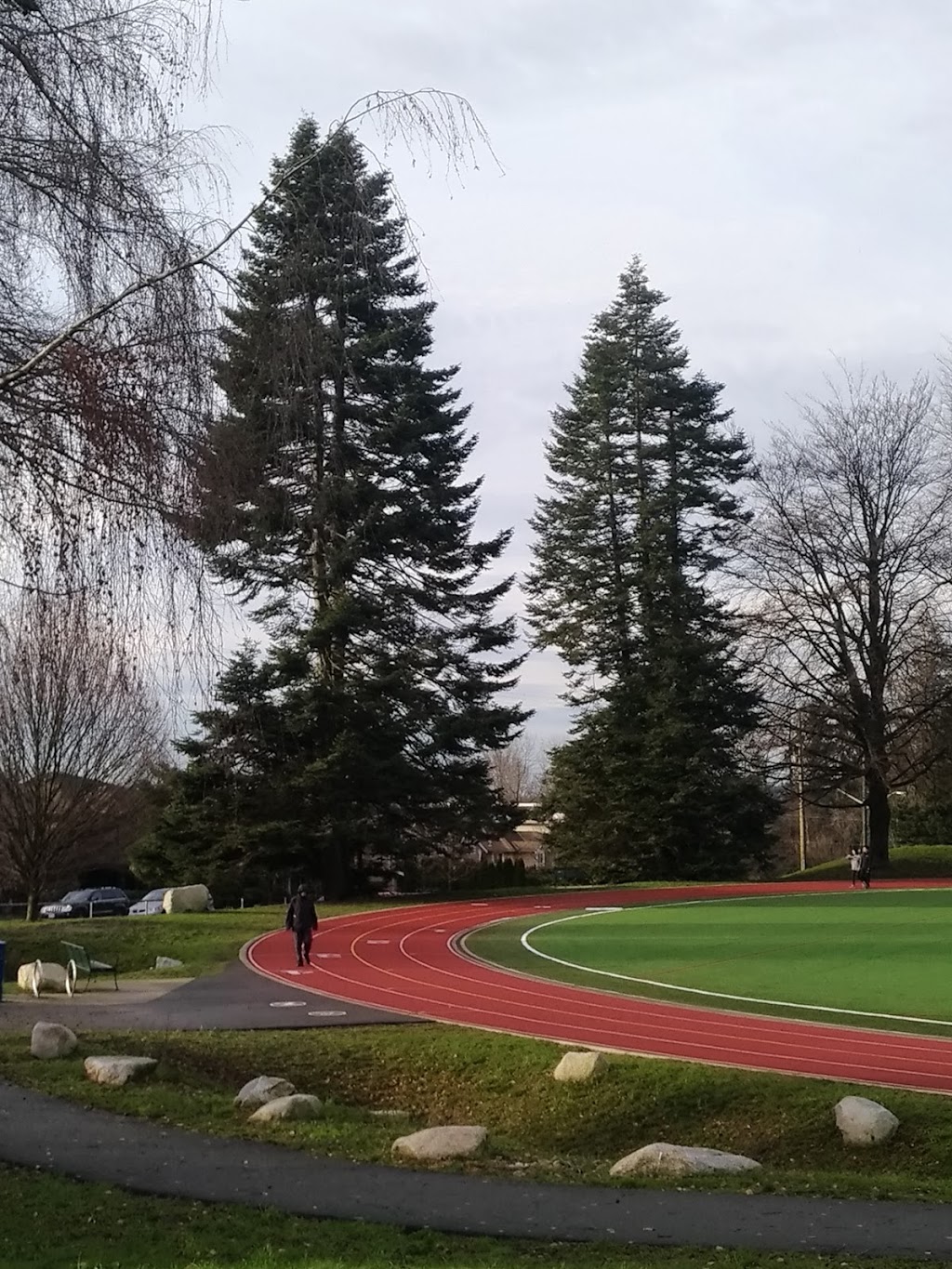 Mahon Park | 1648 Jones Ave #1634, North Vancouver, BC V7M 2Y4, Canada | Phone: (604) 985-7761