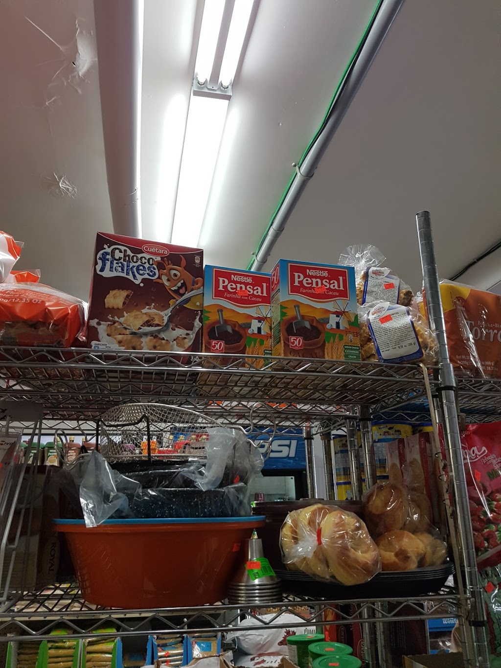 Alves Meats & Variety | 157 MacNab St N, Hamilton, ON L8R 2M2, Canada | Phone: (905) 528-0165
