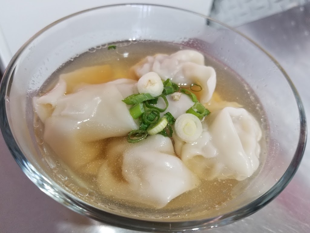 Thai Rouge | 79 Rue du Collège, Pont-Rouge, QC G3H 3A7, Canada | Phone: (418) 554-1989