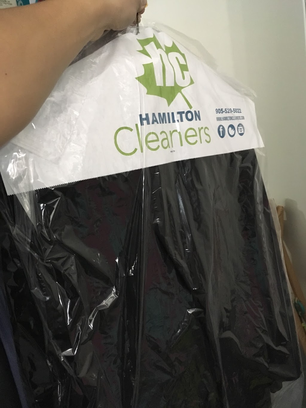 Hamilton Cleaners | laundry | 552 Main St E, Hamilton, ON L8M 1J1, Canada | 9055295022 OR +1 905-529-5022