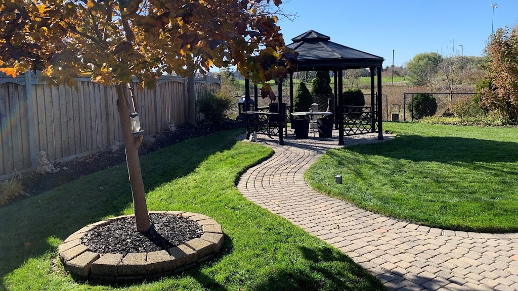 PJs Landscaping | 3588 Trelawny Cir, Mississauga, ON L5N 6N8, Canada | Phone: (905) 460-4301