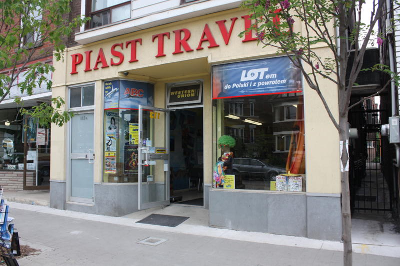 Piast Travel | 2040 Dundas St E, Mississauga, ON L4X 2X8, Canada | Phone: (905) 270-2600