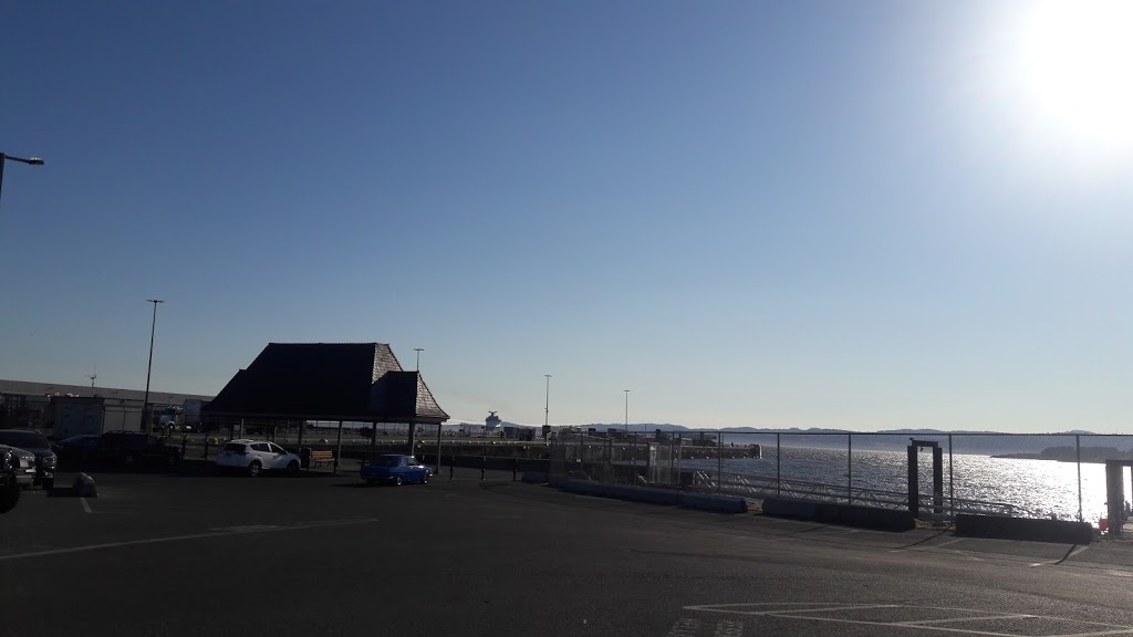 Helijet International | 79 Dallas Rd, Victoria, BC V8V 1A2, Canada | Phone: (800) 665-4354