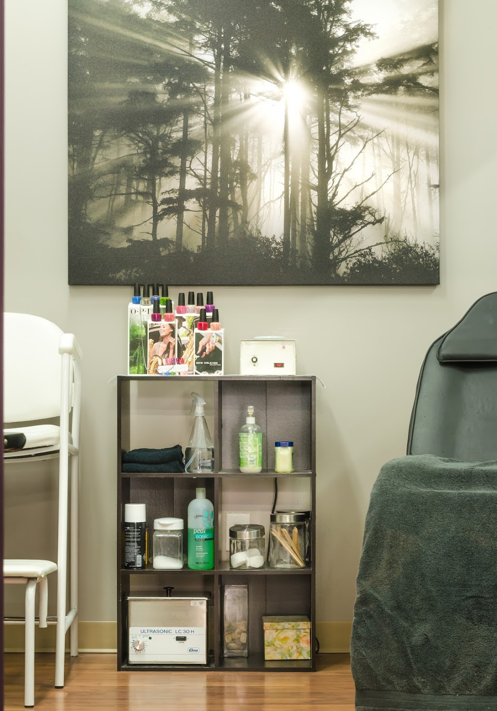 Inspire Hair Design - Hair Salon and Aesthetics | Welland, ON | 17 E Main St #17, Welland, ON L3B 3W4, Canada | Phone: (905) 714-4646