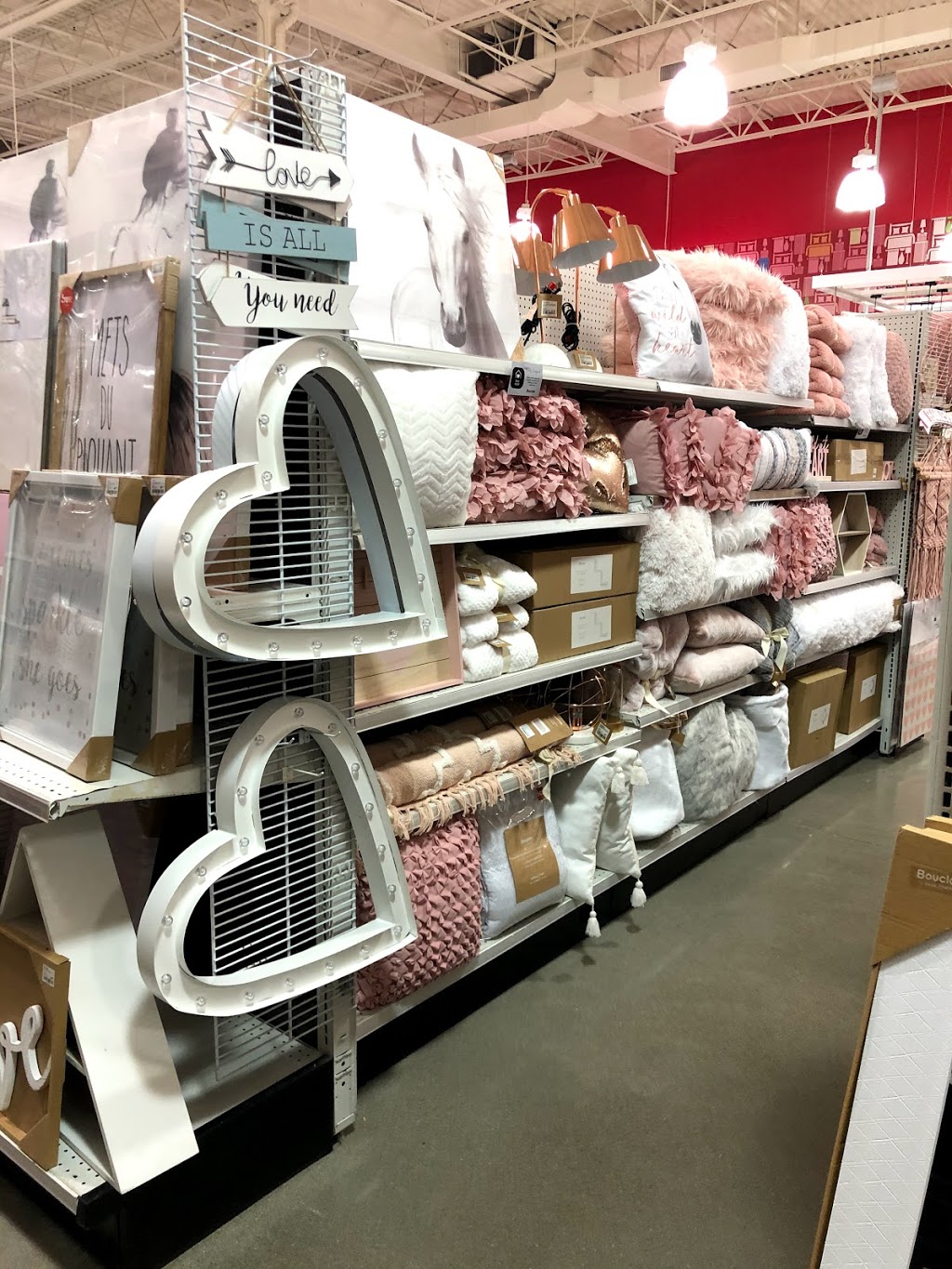 Bouclair Home | 3075 Wonderland Rd S unit c, London, ON N6L 1R4, Canada | Phone: (519) 649-2335